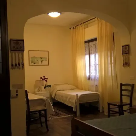 Ania 4* モンデッロ