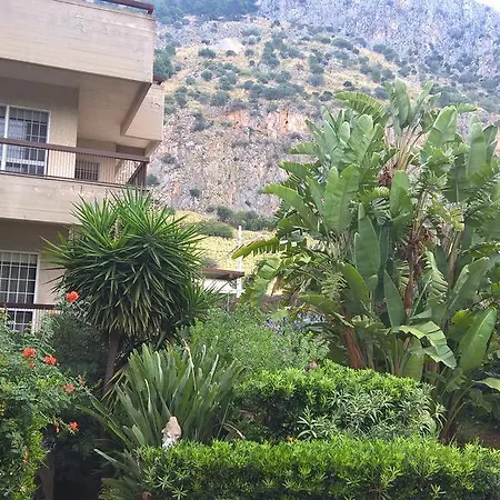 ゲストハウス Ania